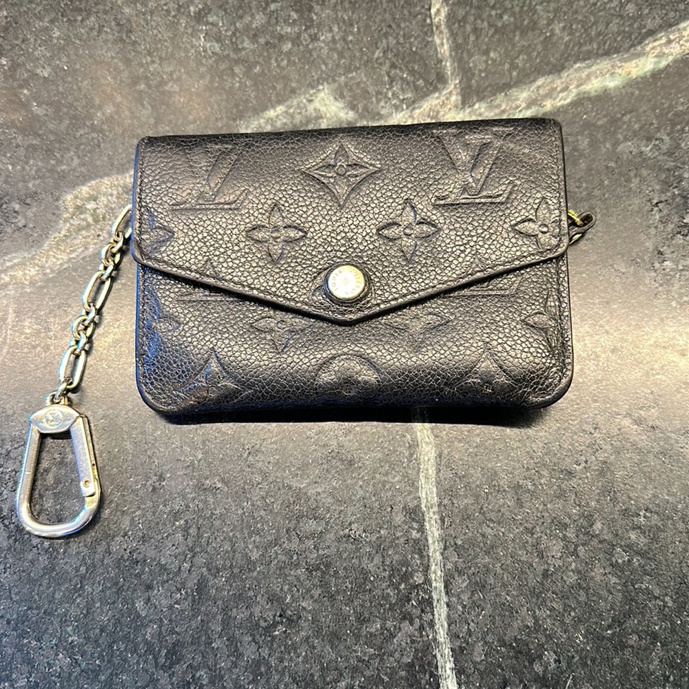 Louis Vuitton key and car holder